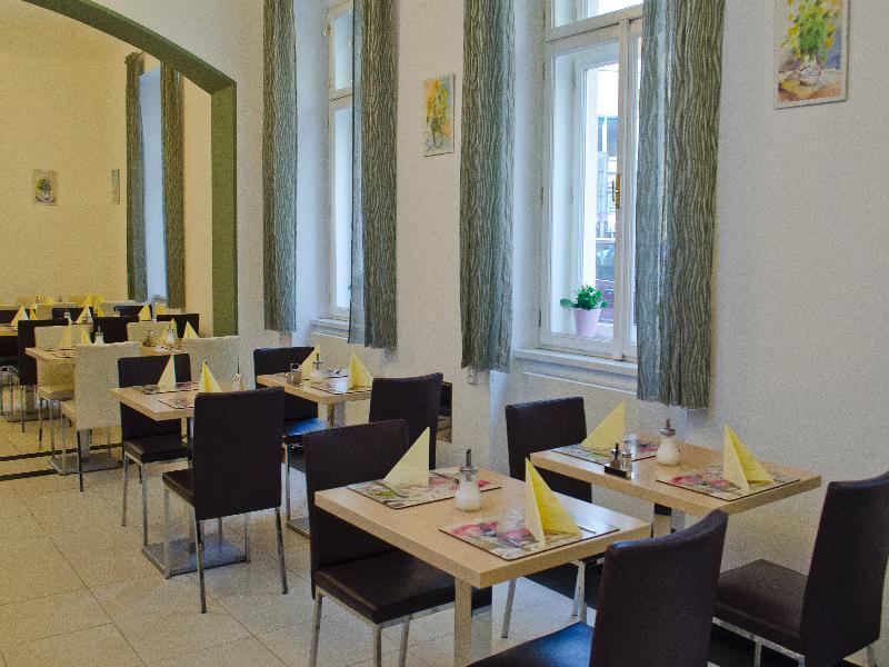 Páv Hotel Praha