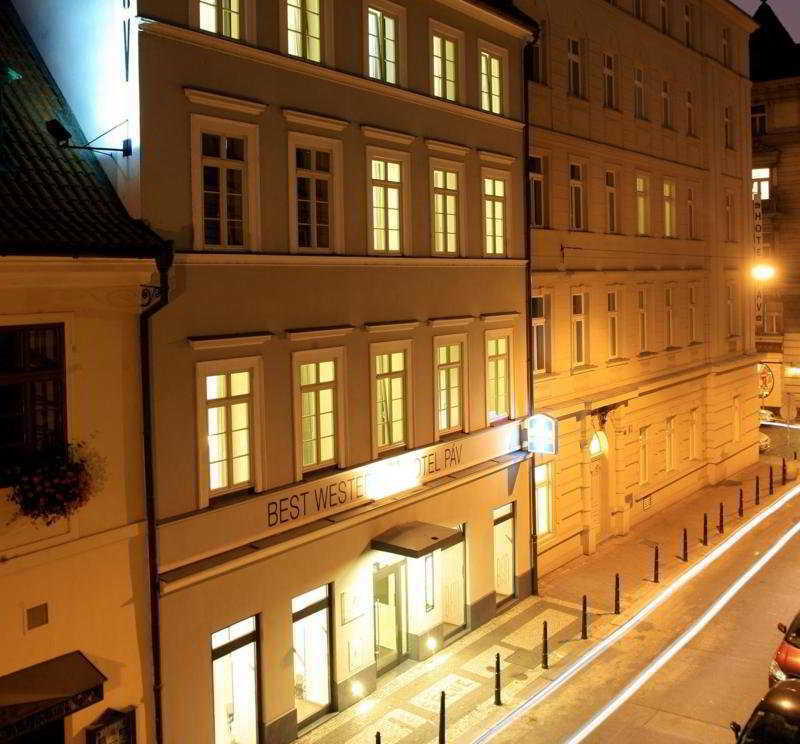 Páv Praha