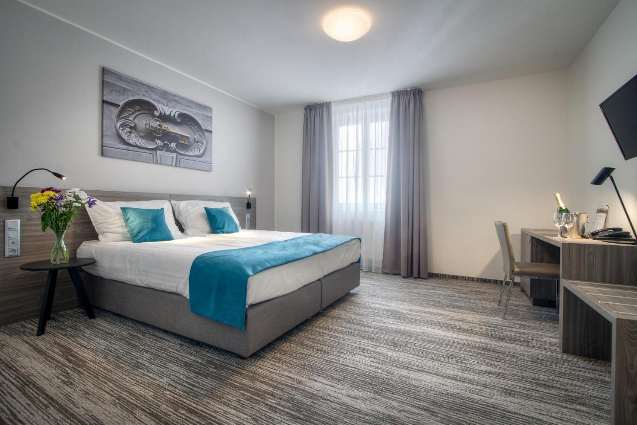 Páv Hotel 3*